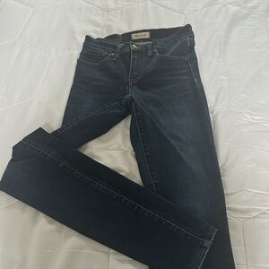 Madewell 25L skinny jeans darker wash